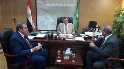 محافظ الفيوم يستقبل رئيس جامعة الأزهر (صور)