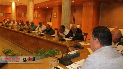 بالصور.. محافظ دمياط يبحث استعدادات أجهزة المحافظة لـ