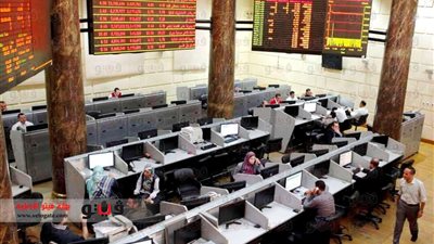 البورصة تواصل الهبوط وتخسر 3.66 مليارات جنيه منتصف الجلسة