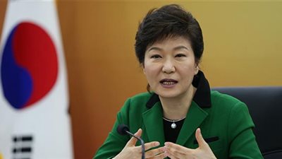 رئيسة كوريا الجنوبية تسحب مرشحها لرئاسة الوزراء بعد فضيحة سامسونج