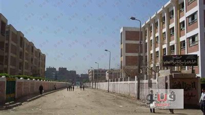 بالصور.. رفع القمامة بمحيط مدارس القليوبية استعدادا لامتحانات الثانوية