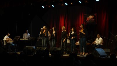 «يالا نغني» تبدع على مسرح ساقية الصاوي (صور)