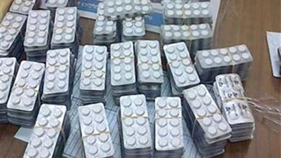 إحباط محاولة تهريب أقراص مخدرة في مطار القاهرة