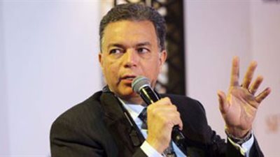 وزير النقل يطمئن على مستوى الخدمة وزمن التقاطر وإجراءات الأمن بالمحطات