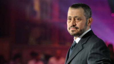 تأخر بدء المؤتمر الصحفي لجورج وسوف