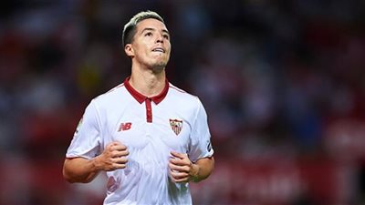 سمير نصري يقود هجوم إشبيلية أمام ليستر سيتي بدوري أبطال أوروبا