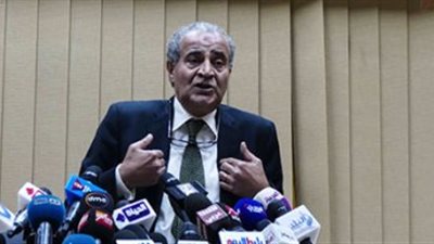 وزير التموين: تكلفة استيراد القمح تمثل عبئا على الدولة.. يوجد مشكلة عالمية في المياه.. الاكتفاء بزراعة 1.1 مليون فدان أرز.. 10.5 جنيهات لكيلو السكر ليس ملزما للقطاع الخاص.. ونستورد 97 % من الزيت
