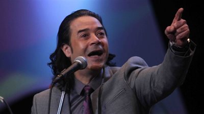 مدحت صالح: منح تصاريح الغناء أشبه بالاستيلاء على أراضي الدولة