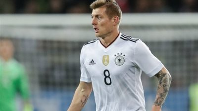 كروس يحذر لاعبي ألمانيا من الغرور في كأس العالم