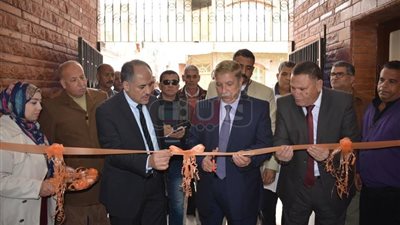 محافظ الإسماعيلية يفتتح تجديدات مركز طبي الشيخ زايد (صور)