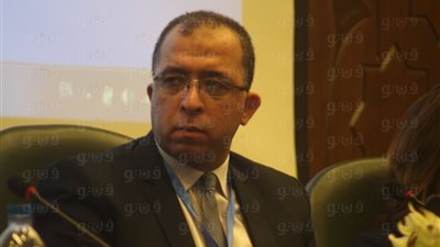 وزير التخطيط ضيف 