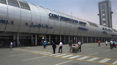 تأخر وصول طائرة قادمة من الكويت إلى مطار القاهرة بسبب عطل فني