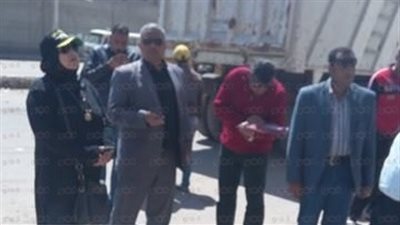 بالصور.. مساعد محافظ بورسعيد تتابع إزالة الإشغالات بالضواحي