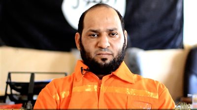 بالصور.. «داعش» يعدم «القيسي» عالم الدين السني البارز في العراق