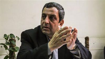 صحفيون غاضبون بعد الحكم على «قلاش».. النقيب السابق: الحكم يهدر أركان العمل النقابي.. عمرو بدر: مسيس.. عبد المحسن سلامة: لا تعليق.. وآخرون يهتفون ضد وزارة الداخلية على سلم النقابة