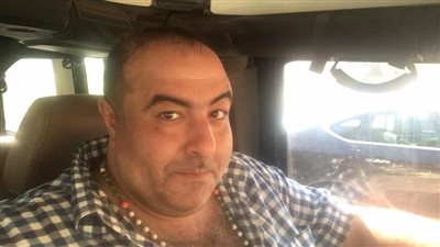 سامح عبد العزيز يعترف بتعاطي المخدرات أمام النيابة