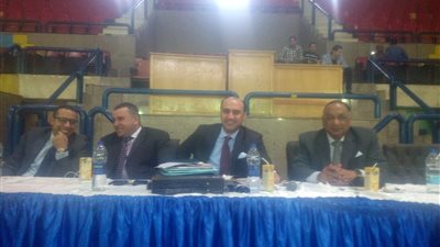 انتهاء تسليم رؤساء لجان الانتخابات مظاريف الاقتراع في الشرقية (فيديو)