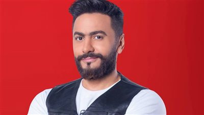 تامر حسني ينفي إقامة حفل في جامعة حلوان