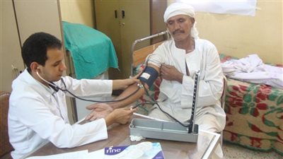 نادي أعضاء هيئة التدريس بجامعة عين شمس ينظم قافلة طبية لرأس غارب