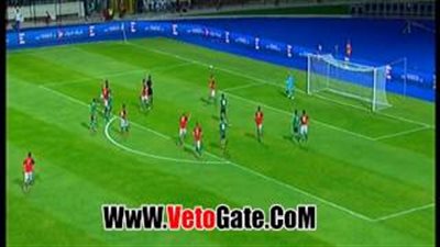 بالفيديو.. محمد عواد يتصدى لركلة جزاء أمام المغرب