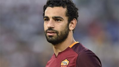 وفاة والد زوجة «محمد صلاح».. وعمدة القرية يكشف أسباب الوفاة
