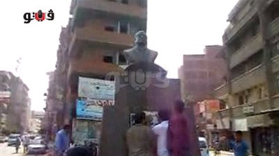 بالفيديو.. القائمون على تمثال منصور: أكملنا العمل للاحتفال بالرجل المخلص