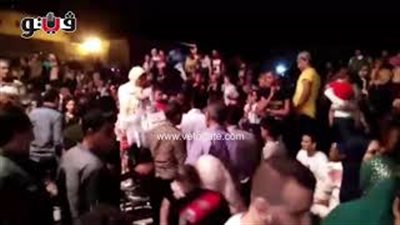 بالفيديو.. اشتباكات بالأيدي بين جمهور أحمد سعد قبل حفله بالقلعة