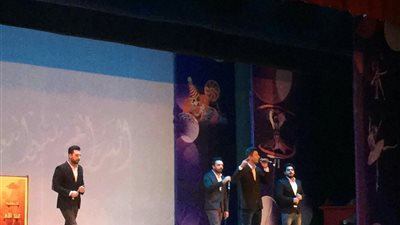 «الفنون الشعبية» يكرم فنانين في احتفالية «الأم المثالية» بالبالون