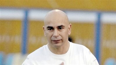 حسام حسن يطالب لاعبيه برقابة مفاتيح لعب الأهلي في نهائي الكأس