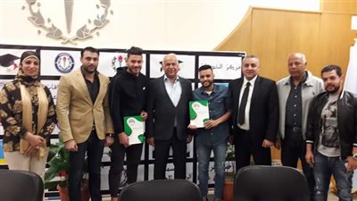 سموحة يجدد عقود رجب بكار وياسر إبراهيم 3 مواسم (صور)