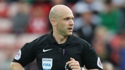 الإنجليزي«تايلور» حكمًا لمباراة إسبانيا والأرجنتين الودية