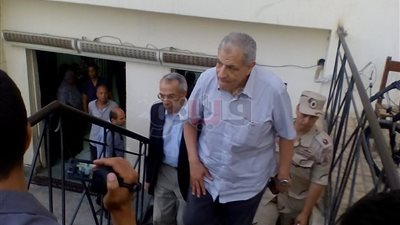 محلب ووزير التنمية يتفقدان مستشفى العريش العام (صور)