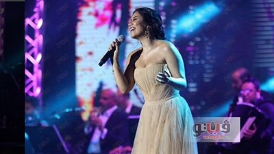 بالصور.. شيرين تشعل حفل مهرجان القبيات في لبنان