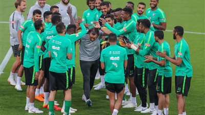 منتخب السعودية يختتم تدريباته لمواجهة ألمانيا ( صور)