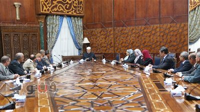 «الطيب» يطالب المرشحين لعمادة كليات الأزهر بوضع خطط إستراتيجية
