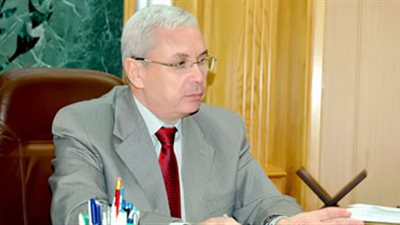 وزير التعليم العالي يصل جامعة القاهرة