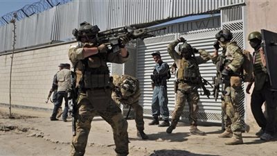 السلطات الأفغانية تغلق وسط كابول بعد اشتباكات عنيفة