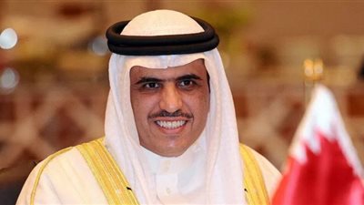 وزير الإعلام البحريني: قمة السيسي و«حمد» لتنمية التبادل التجاري