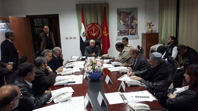 محافظ بورسعيد يترأس غرفة عمليات الانتخابات الرئاسية (صور)