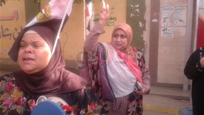 رقص وزغاريد أمام اللجان الانتخابية في الإسماعيلية (فيديو وصور)