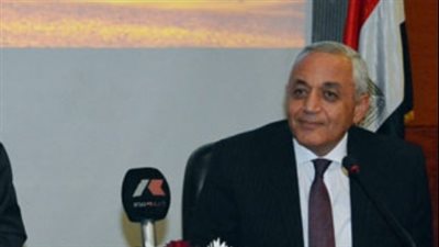 صناعة البرلمان تناقش معوقات الاستثمار بحضور رجال الأعمال