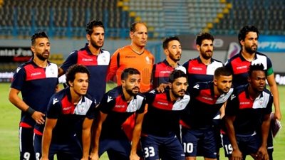 النجوم يتقدم بهدف أمام سموحة في الشوط الأول