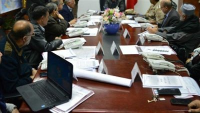 محافظ المنيا يرأس غرفة عمليات الانتخابات الرئاسية