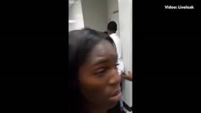 بالفيديو.. لقطات مروعة لأم تحمل طفلها تدخل في خناقة شرسة مع سيدة