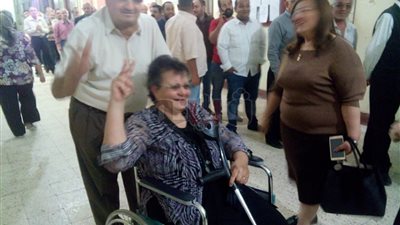 زحام أمام لجان أسيوط في أول أيام الانتخابات الرئاسية (فيديو)