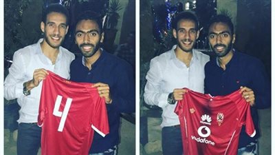 هشام محمد يهدي حسين الشحات قميص الأهلي