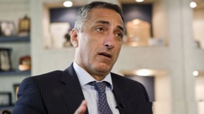 ننشر نص قرار البنك المركزي للتعامل بـ«بطاقات الخصم»