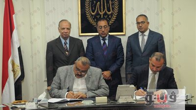 توقيع اتفاقية بين الإسكان ومحافظة القاهرة لصرف تعويضات مثلث ماسبيرو