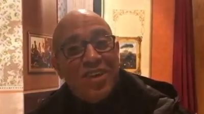 أشرف عبد الباقي يخرج عن صمته ويرد على شائعة وفاته (فيديو)