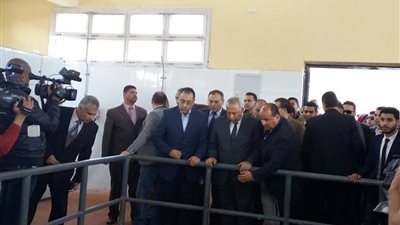 وزير الإسكان ومحافظ الشرقية يفتتحان أعمال توسعة محطة مياه ههيا